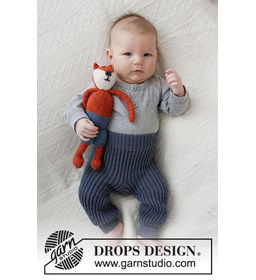 Baby broekje gemaakt van rondbreinaald nr 2 - 2,25