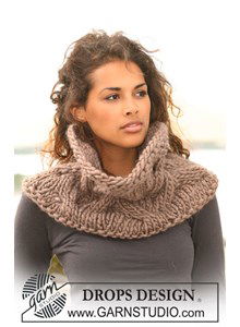 Halswarmer met kabels