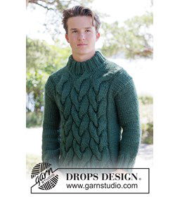 Stoere herentrui met kabels | Top-down gebreid patroon gemaakt van Drops Snow - Eskimo