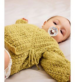 Wikkelvestje met koordjes gemaakt van Phildar Phil Super Baby