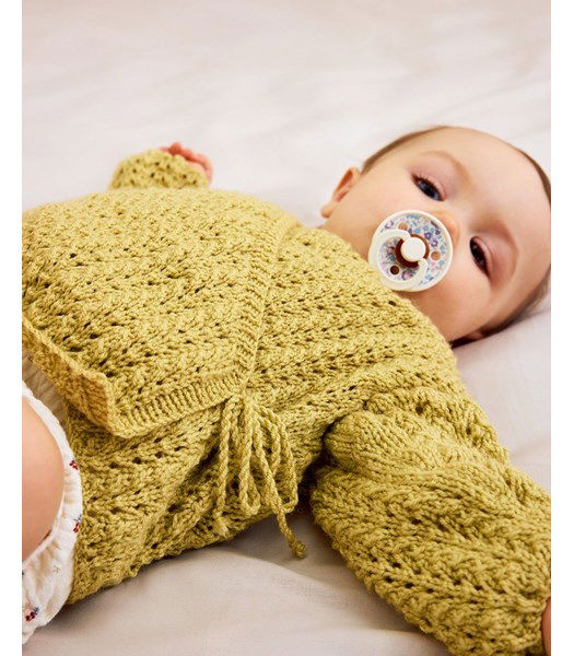 Breipatroon Wikkelvestje met koordjes