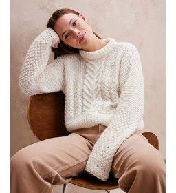 Trui vincia in fantasiepatroon gemaakt van Breinaalden