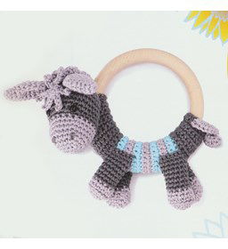 Rammelaar ezeltje gemaakt van Lijm gips klei