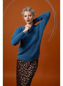 Damestrui Priyanka met verticale ribbels