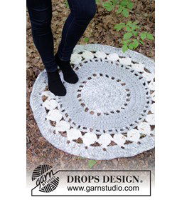 Vloerkleed gemaakt van Haaknaalden