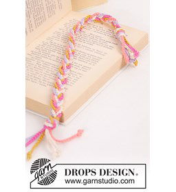 Heartfelt Twist Boekenlegger gemaakt van Drops Safran