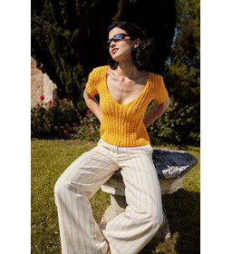 Damestrui met wijde V-hals gemaakt van Lang Yarns Wooladdicts Bliss