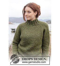 Damestrui met hoge hals gemaakt van Drops Air