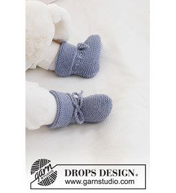 Babysloffen gemaakt van Drops Baby Merino