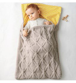 Trappelzak gemaakt van Phildar Phil Looping