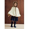 cape Seraphine met bontrand gemaakt van Breinaalden