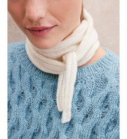 Ragfijne halswarmer gemaakt van Boeken Phildar