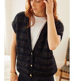 Damesvest Huguette met strepen gemaakt van Phildar Phil Romance