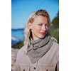 driehoeksjaal Emily met ajourpatroon gemaakt van Lang Yarns Cashmere Extra Lace