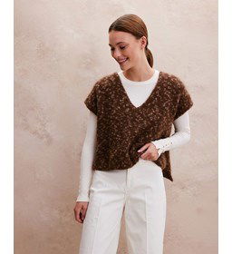 Trui met verlendg achterpand gemaakt van Boeken Phildar