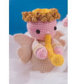 Engel met schalmei gemaakt van Scheepjes Stone Washed