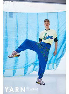 Gebreide broek met borduurwerk