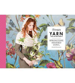 Col met capuchon gemaakt van Scheepjes Linen soft