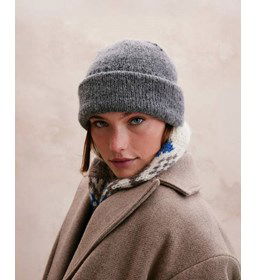 Damesmuts in tricotsteek gemaakt van Boeken Phildar