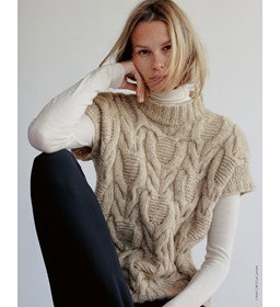 Damesslipover met opstaande halsboord gemaakt van Lana Grossa Natural Alpaca Pelo