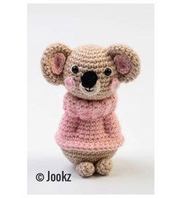 Mini koukleum koala gemaakt van Scheepjes Stone Washed