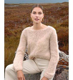 Damestrui  gemaakt van Phildar Phil Love Mohair