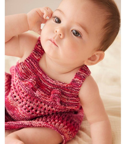 Breipatroon Baby jurkje met gerimpelde rand