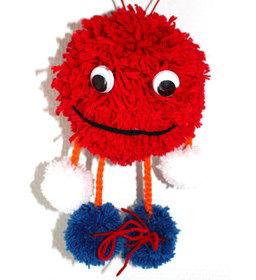 Rowiblor pompon gemaakt van Lammy Yarns No 1