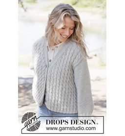 Kort damesvest gemaakt van knopen