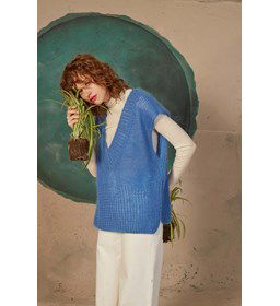 Oversized damesspencer met V-hals gemaakt van Lang Yarns Mohair 21