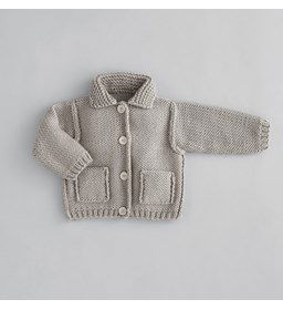 Vest gemaakt van knopen