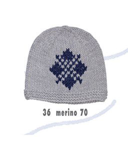 Muts gemaakt van Lang Yarns Merino 70 en color