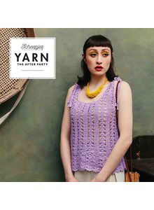 Damestopje met strikkoordjes op de schouders