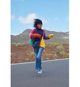 Damesvest colorblock gemaakt van Lang yarns Poseidon