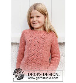 Kindertrui met kantpatroon gemaakt van DROPS Sky