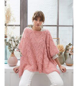 Dames poncho gemaakt van Phildar Phil Mohair Soie