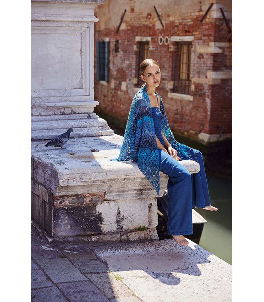 Haakpatroon driehoekige omslagdoek in ruitpatroon