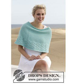 Poncho gemaakt van Drops Alpaca