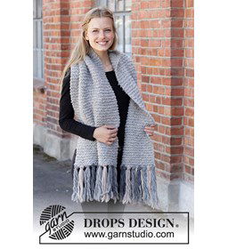 Sjaal gemaakt van Drops Snow - Eskimo