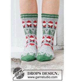 Sokken met kerstpatroon gemaakt van Drops Karisma