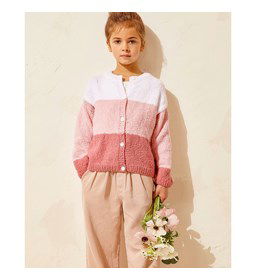 Driekleurig meisjesvest met ronde hals en knoopsluiting gemaakt van Phildar Phil Baby doll