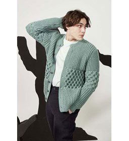 Herenvest gemaakt van Lang Yarns Merino 70 en color