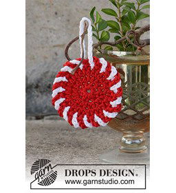 Kerstboom decoratie gemaakt van Drops Muskat