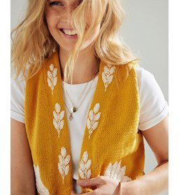 Damesgilet met bladpatroon gemaakt van Phildar Phil Cabotine