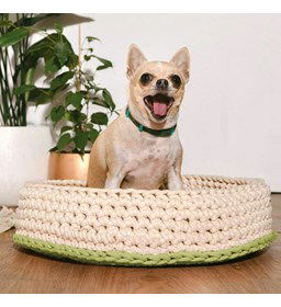 Hondenmand Beddo gemaakt van Boeken DMC