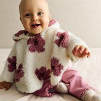 zachte poncho met bloemen Oli