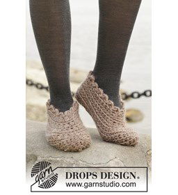 Gehaakte sloffen gemaakt van Drops Andes