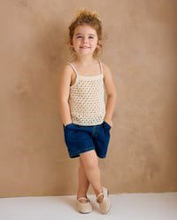 Breipatroon Hemdje met smalle schouderbandjes