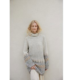 tuniek met wijde en brede halsboord gemaakt van Lana Grossa Natural Alpaca Pelo