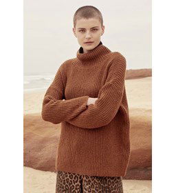 Trui voor dames gemaakt van Lang Yarns Wooladdicts Love